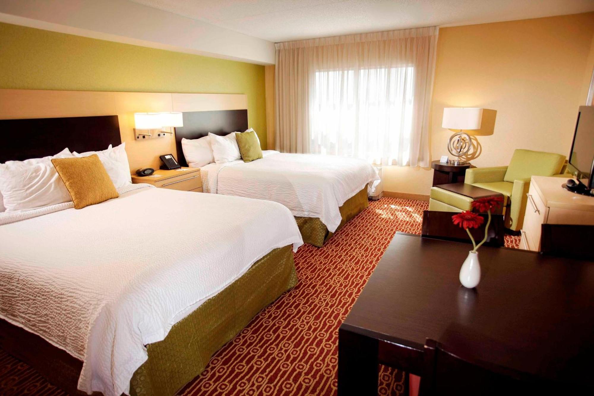 Towneplace Suites By Marriott Sudbury Exterior foto
